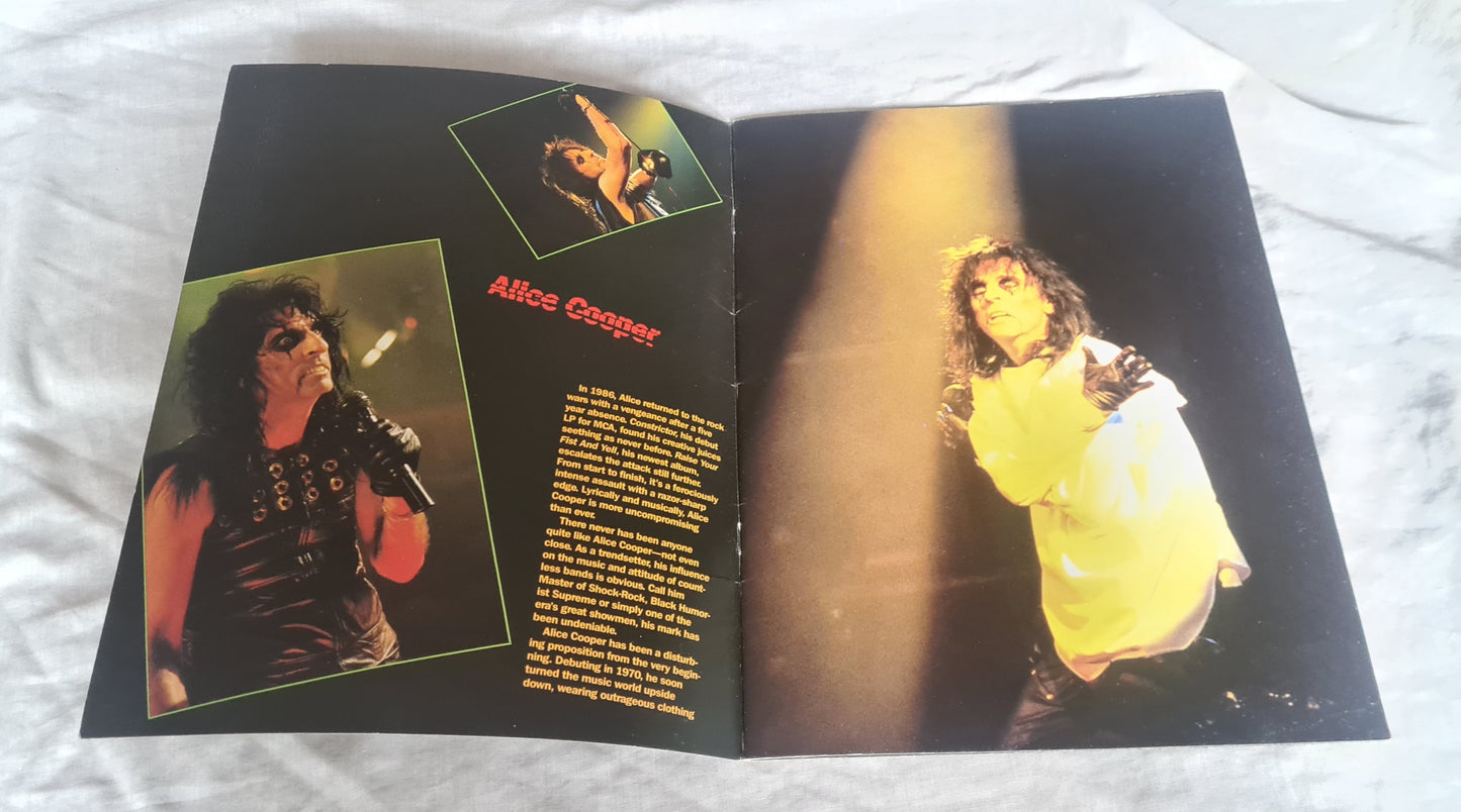 ALICE COOPER- 1987 RAISE YOUR FIST AND YELL TOUR - TOUR BOOK- PROGRAM