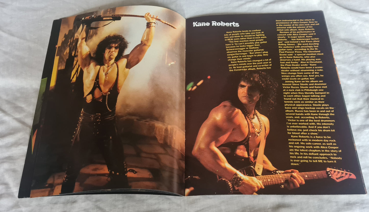 ALICE COOPER- 1987 RAISE YOUR FIST AND YELL TOUR - TOUR BOOK- PROGRAM