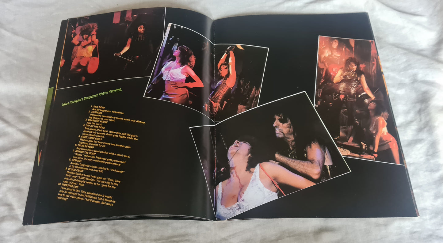 ALICE COOPER- 1987 RAISE YOUR FIST AND YELL TOUR - TOUR BOOK- PROGRAM