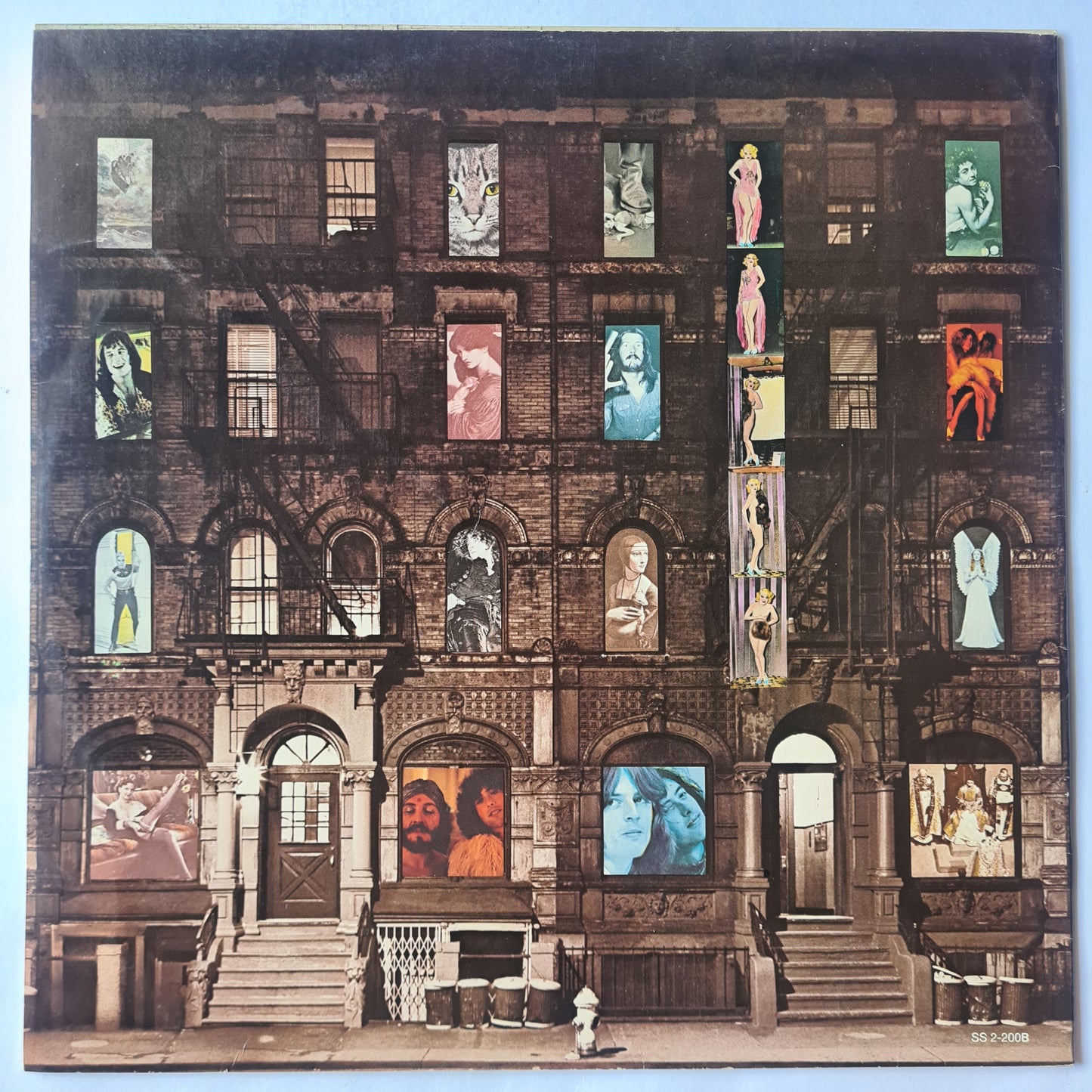 Led Zeppelin – Physical Graffiti - 1975 (Die Cut Cover) - Vinyl Record 2LP