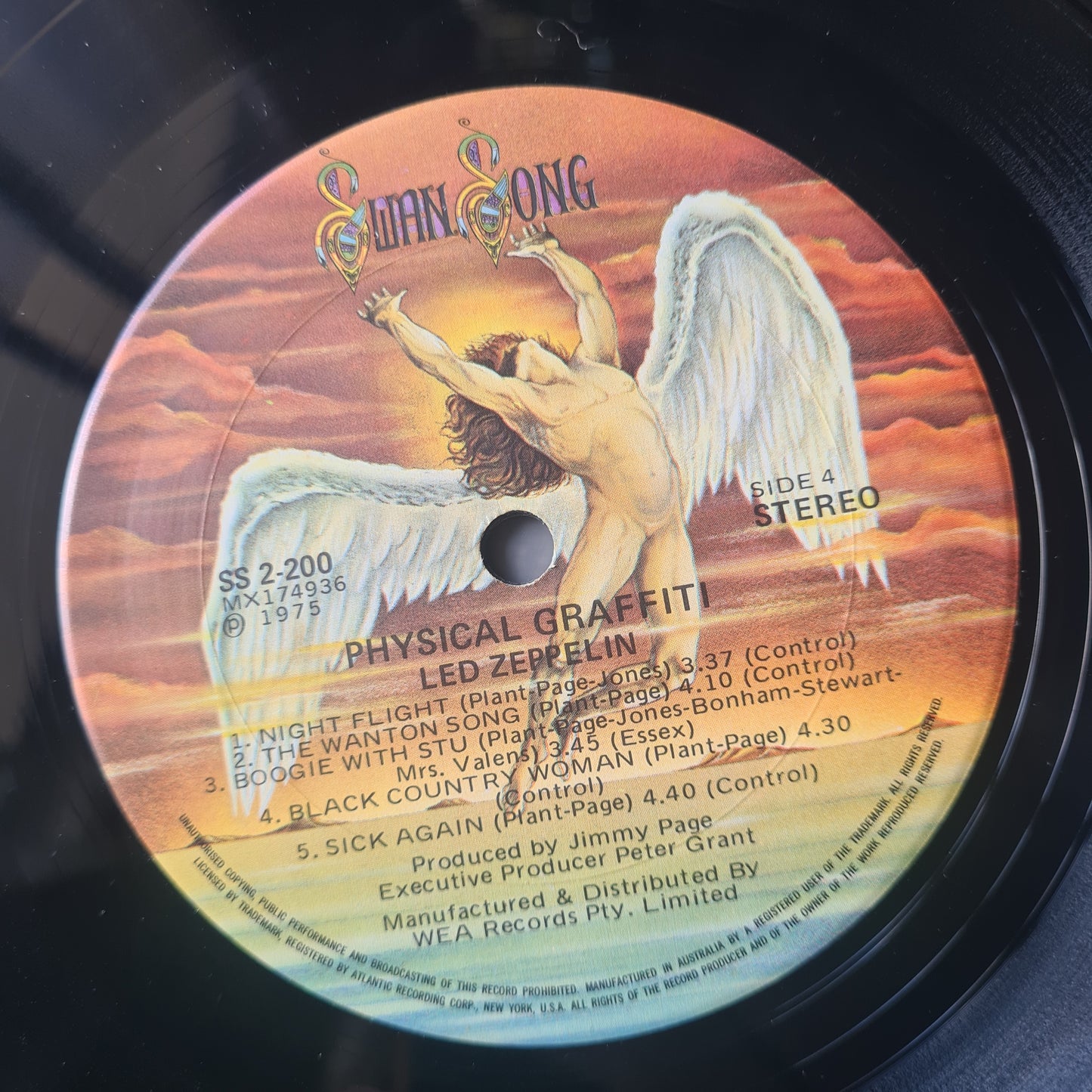 Led Zeppelin – Physical Graffiti - 1975 (Die Cut Cover) - Vinyl Record 2LP