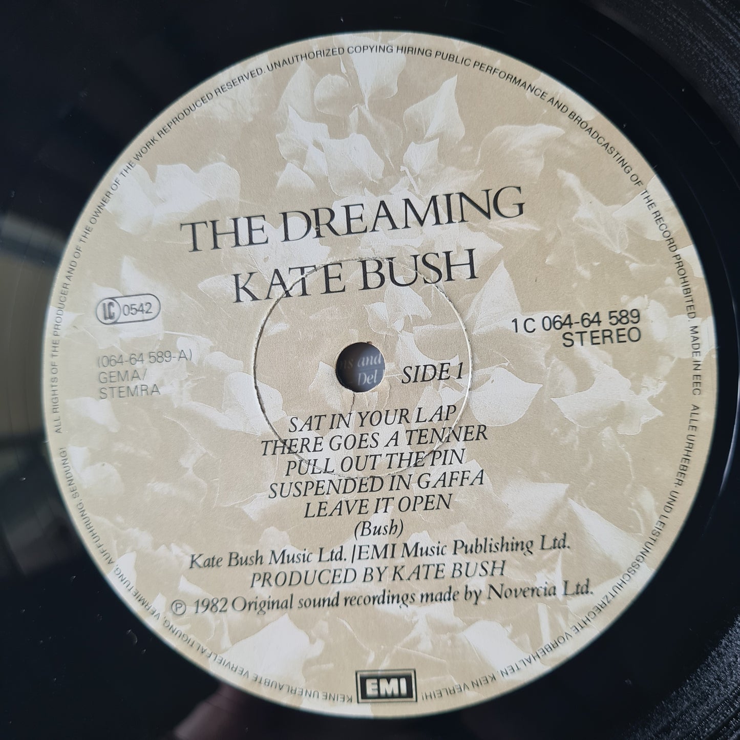 Kate Bush – The Dreaming - 1982 (European Pressing) - Vinyl Record LP