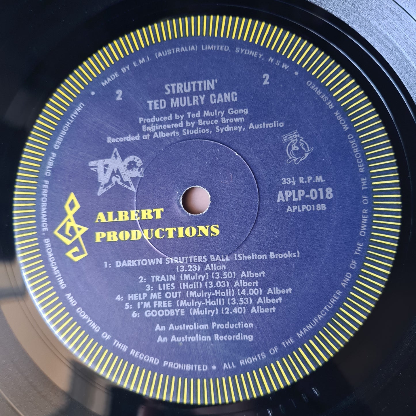 Ted Mulry Gang – Struttin - 1976 - Vinyl Record LP (Gatefold)