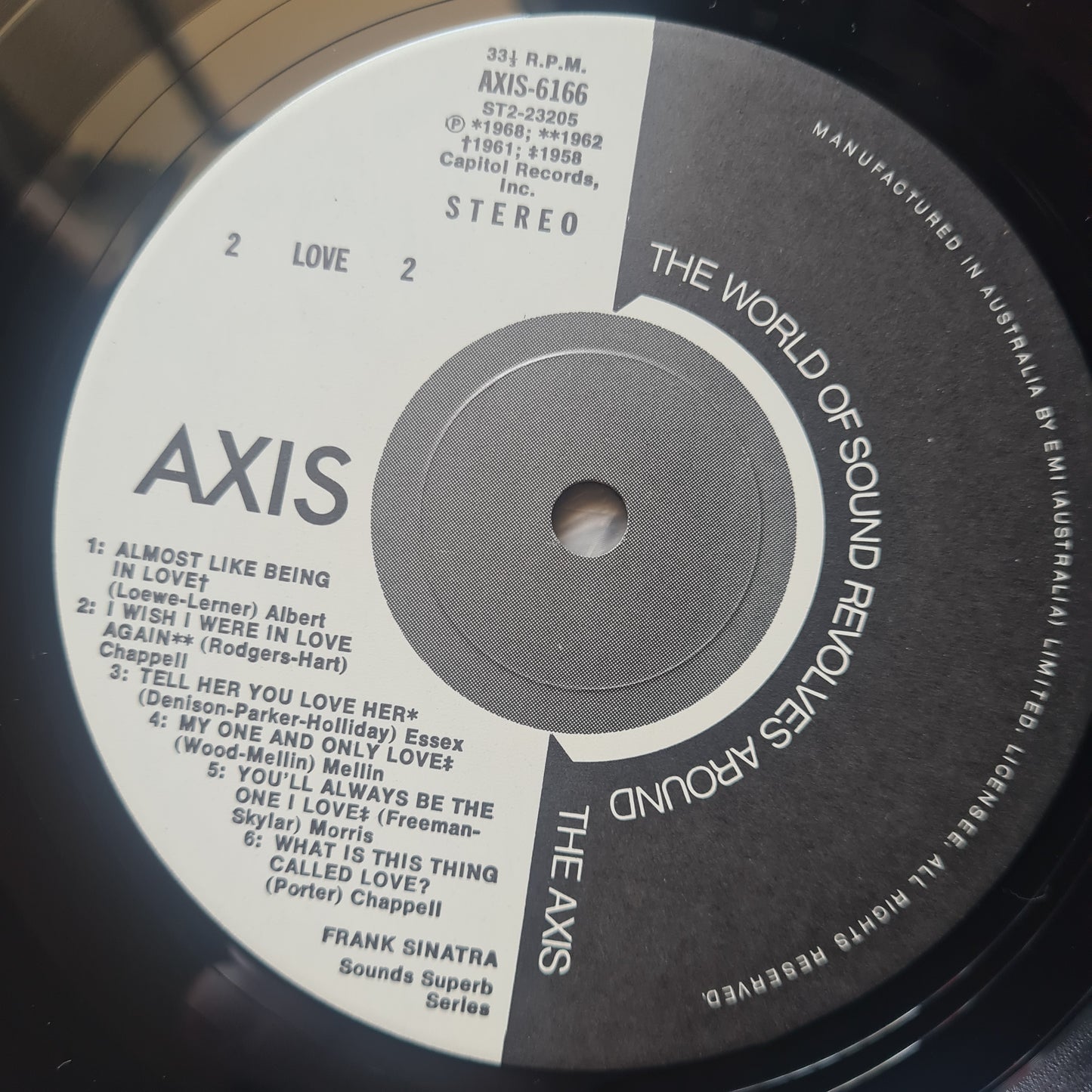 Frank Sinatra – Love - 1973 - Vinyl Record LP (near mint)