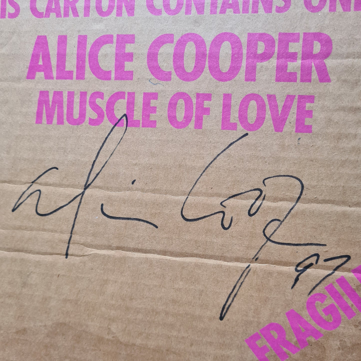 *SIGNED* Alice Cooper – Muscle Of Love (with Cardboard box) - 1973 - Vinyl Record LP