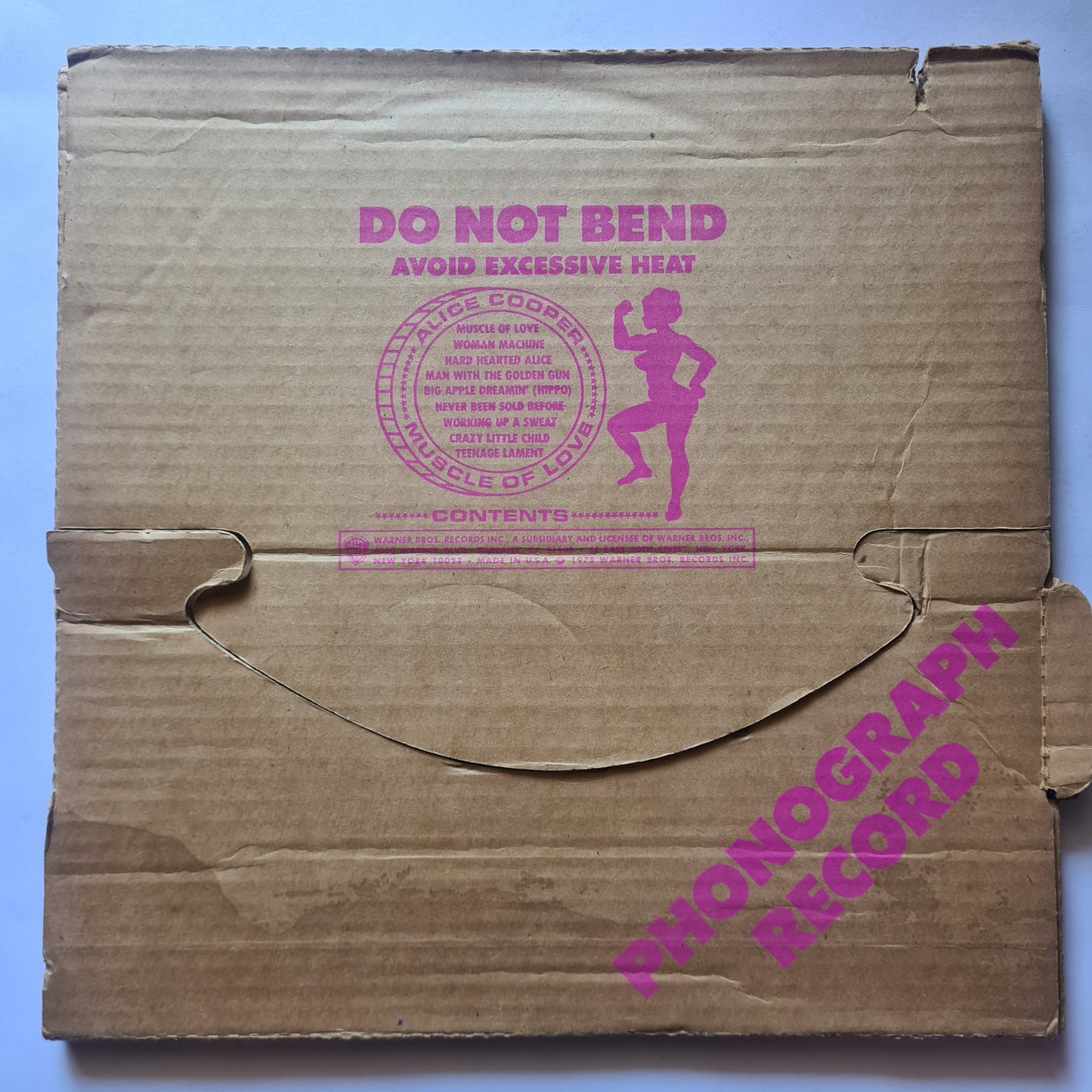 *SIGNED* Alice Cooper – Muscle Of Love (with Cardboard box) - 1973 - Vinyl Record LP