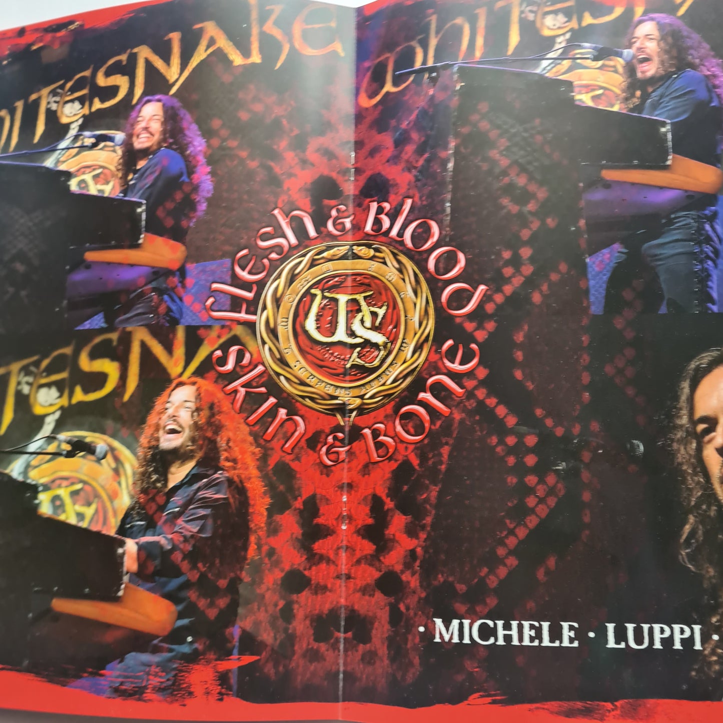 Whitesnake *SIGNED BY BAND* - FLESH & BLOOD WORLD TOUR - 2020 - TOUR BOOK- PROGRAM