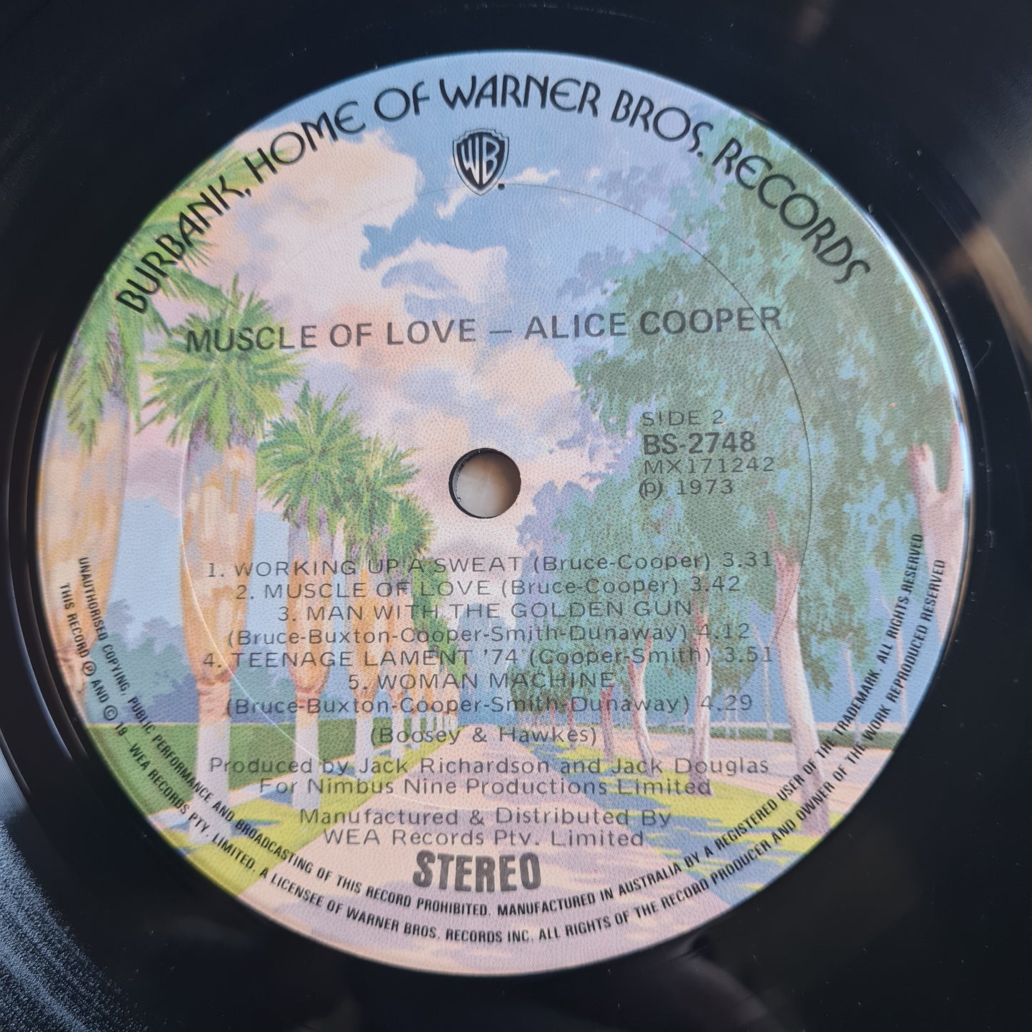 Alice Cooper – Muscle Of Love (with Cardboard box) - 1973 - Vinyl Record LP