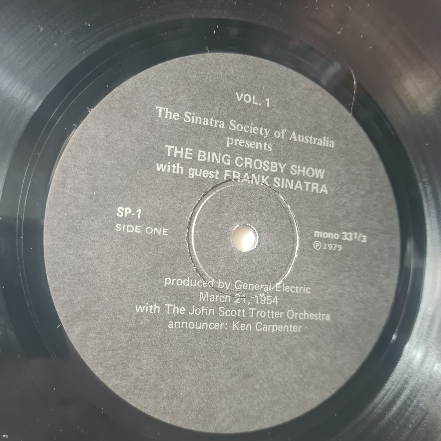 Frank Sinatra & Bing Crosby – The Sinatra Society Of Australia Presents: The Bing Crosby Show With Guest Frank Sinatra- 1979 - Vinyl Record LP (near mint)