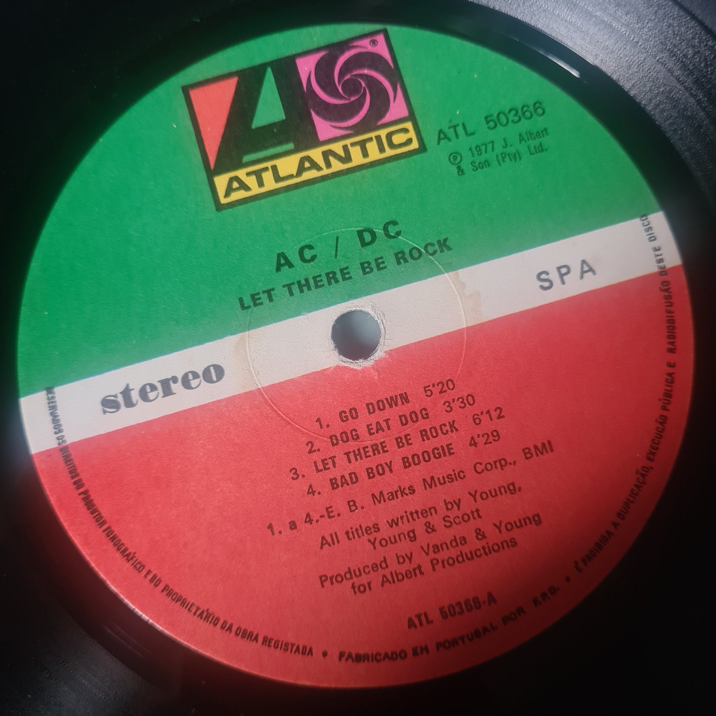 AC/DC – Let There Be Rock - 1977 (Portuguese Pressing) - Vinyl Record LP