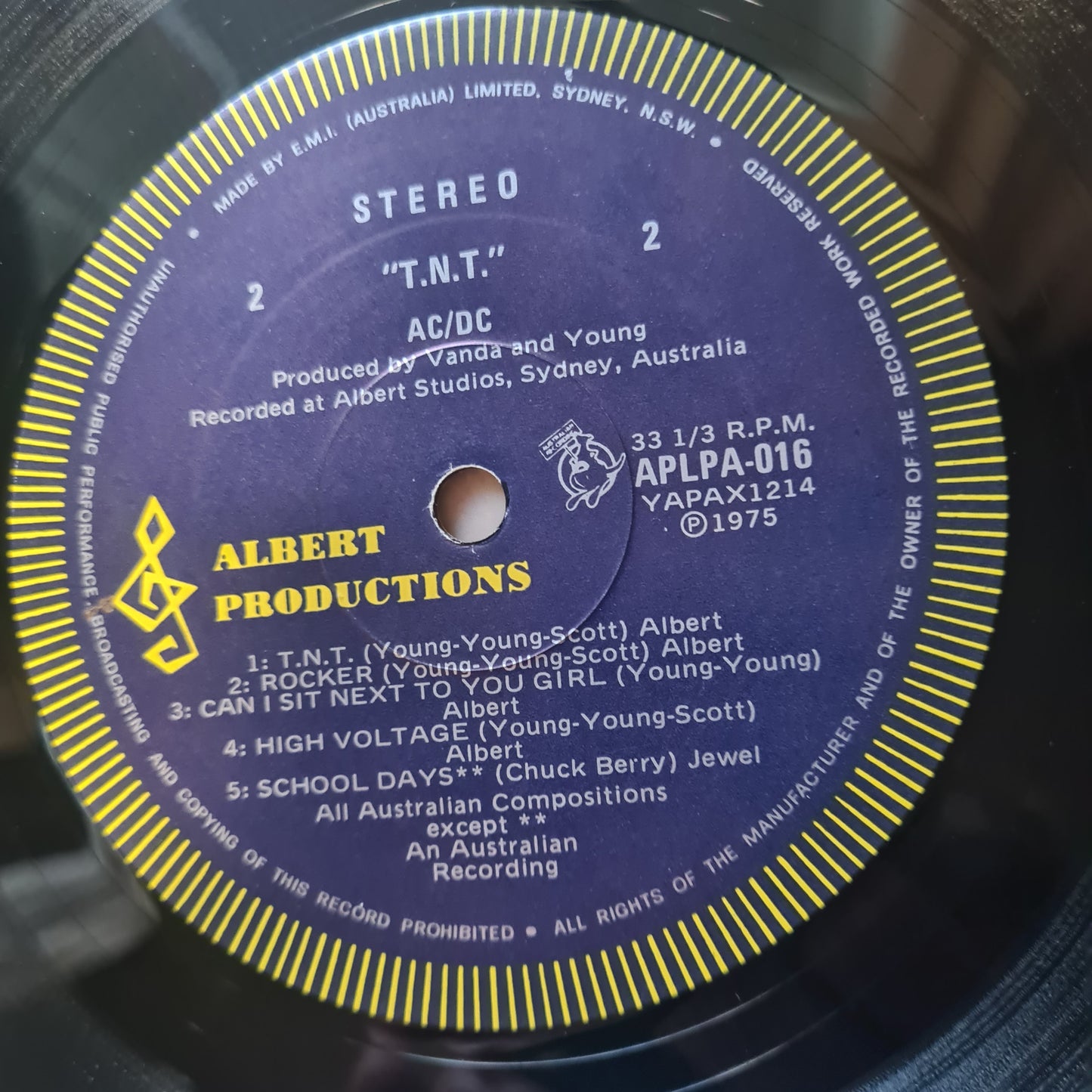 AC/DC – T.N.T - 1975 (Blu Roo Australian First Pressing) - Vinyl Record LP
