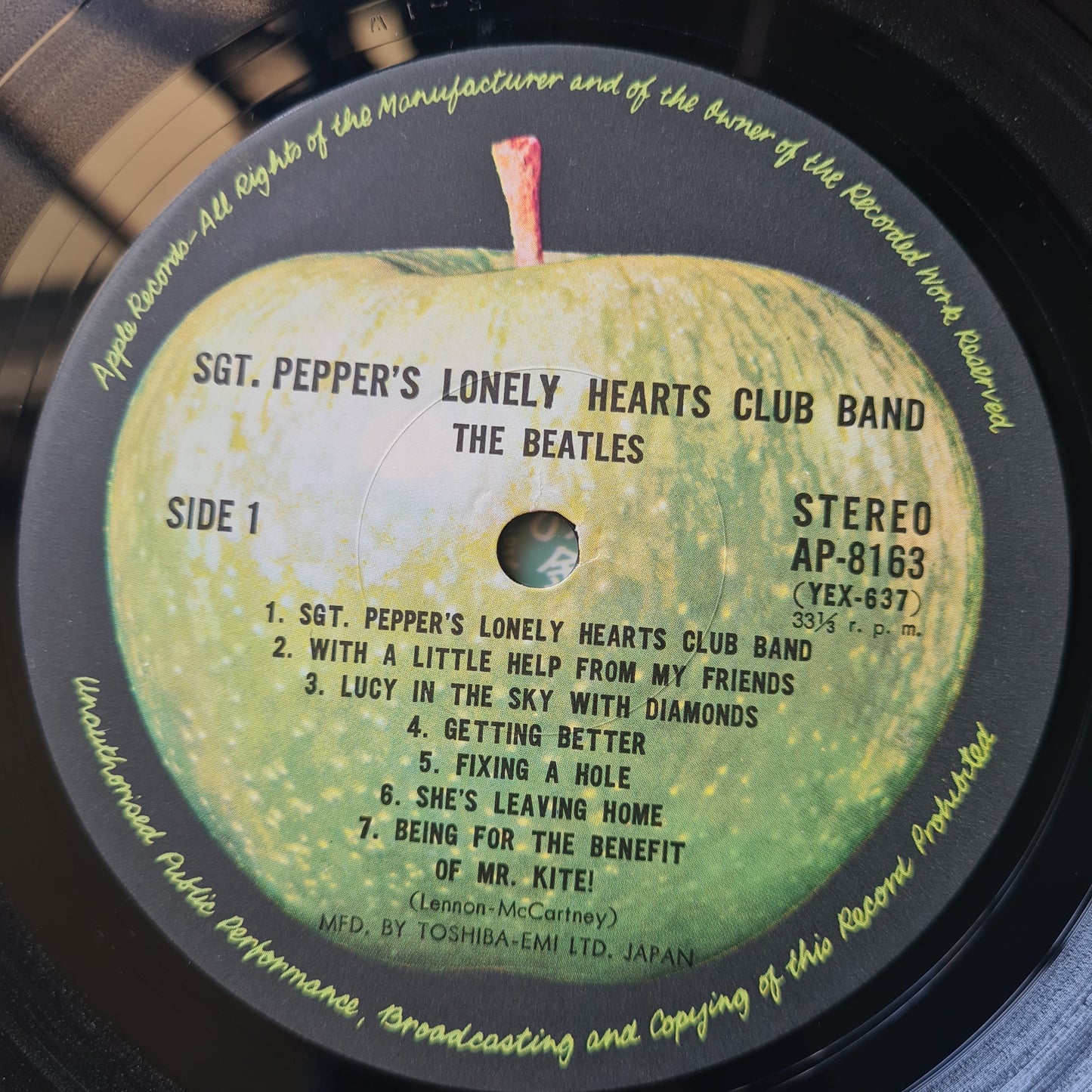 The Beatles – Sgt Peppers Lonely Hearts Club Band - 1967 (1974 Japanese Pressing) (Gatefold) - Vinyl Record LP