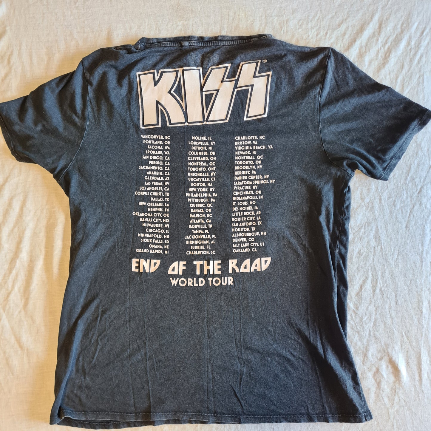 KISS | End Of The Road World Tour | Size Medium T-Shirt