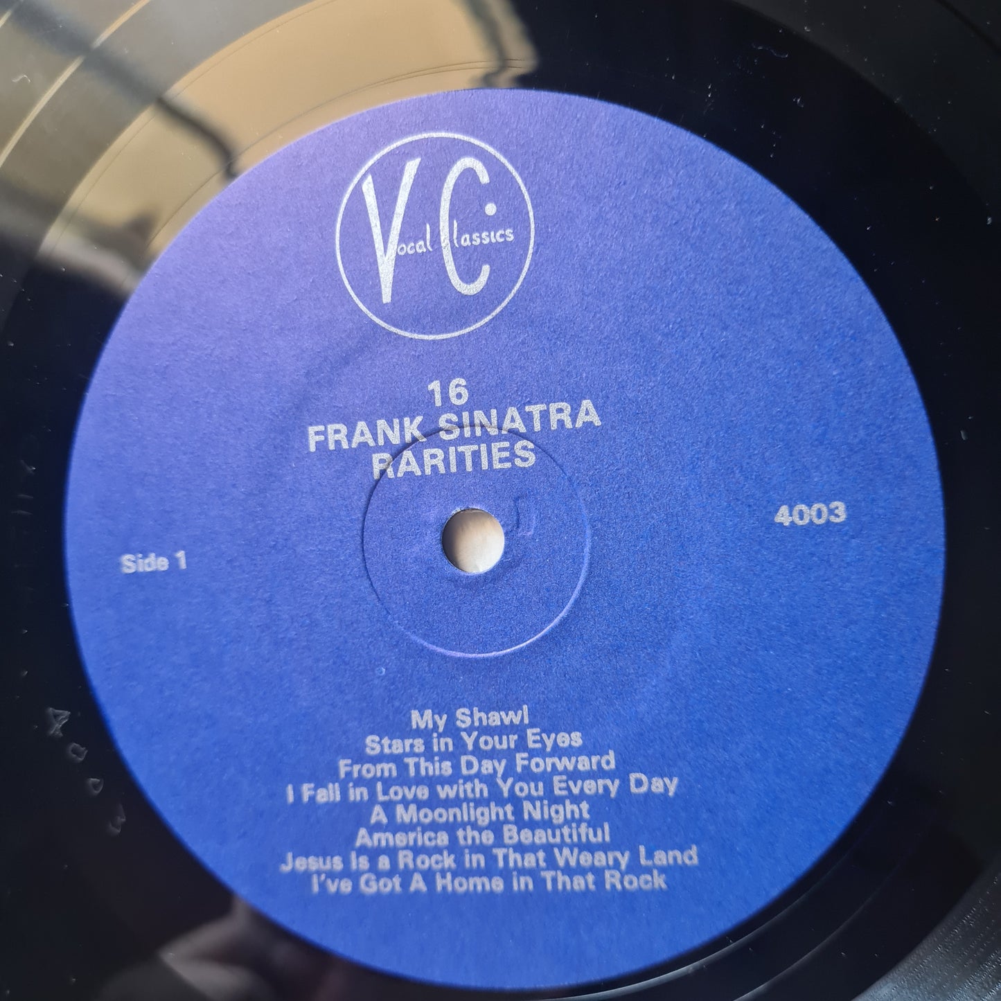 Frank Sinatra – Vocal Classics Presents: 16 Frank Sinatra Rarities- Vinyl Record LP (near mint)