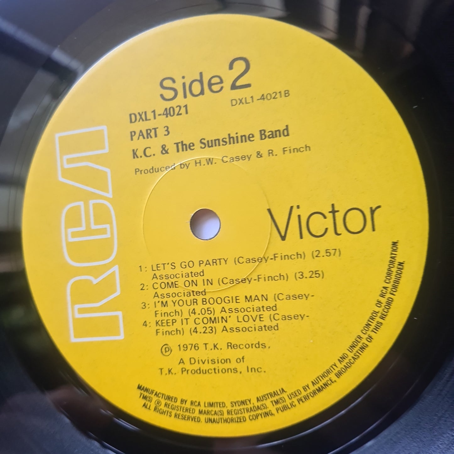 KC & The Sunshine Band – Part 3: Includes The Hit Shake Your Booty - 1976 - Vinyl Record