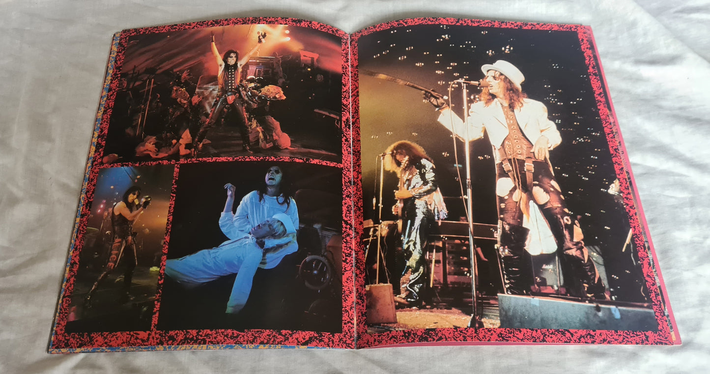 ALICE COOPER- 1986 THE NIGHTMARE RETURNS TOUR- TOUR BOOK- PROGRAM