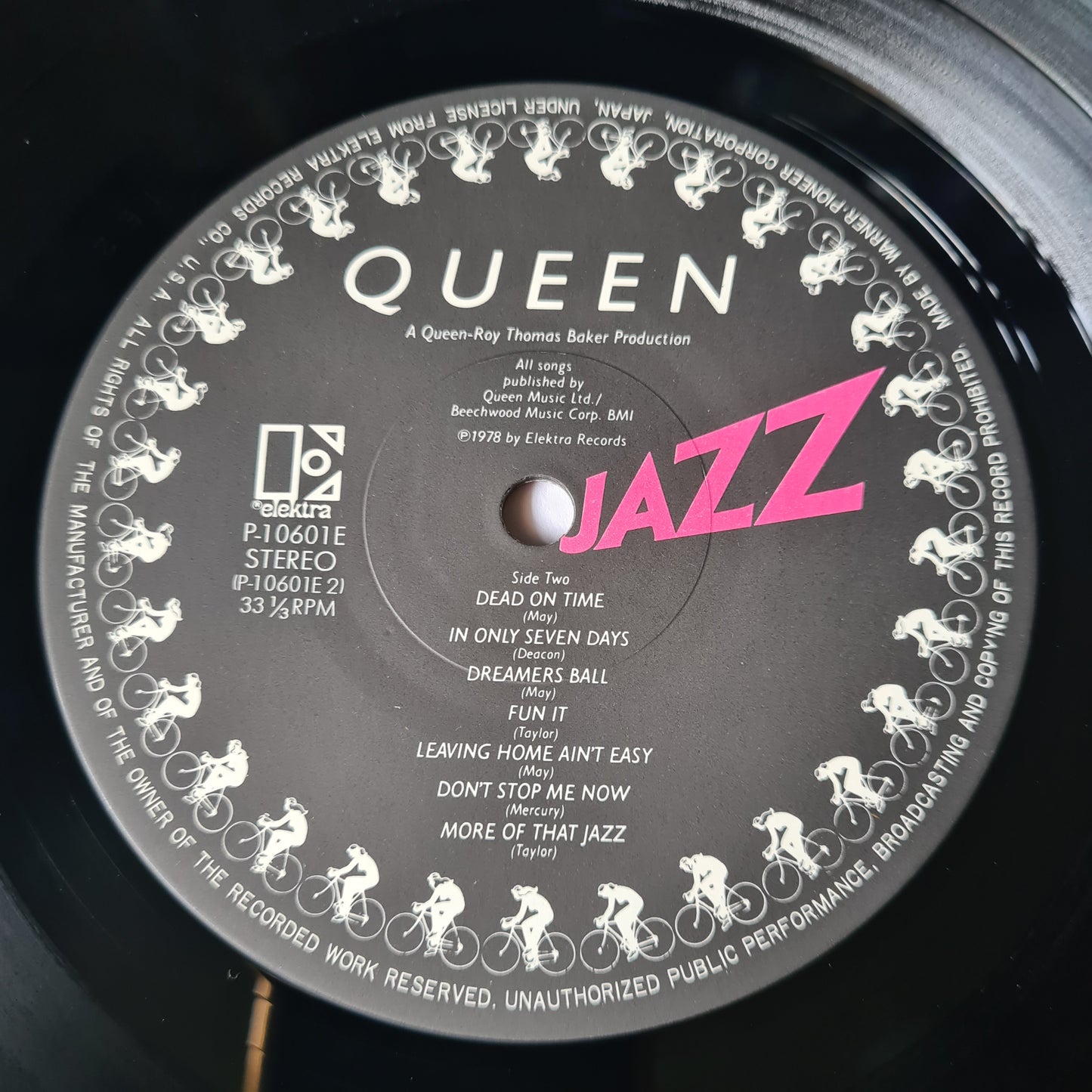 Queen – Jazz - 1978 (Japanese Gatefold with poster)