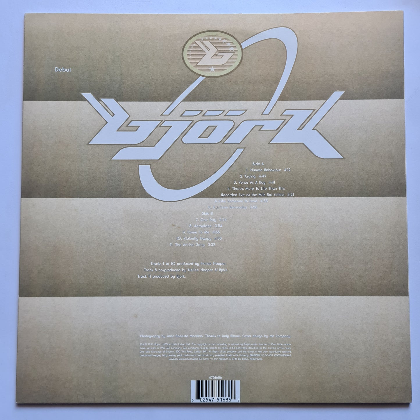 Björk – Debut - 1993 - German reissue Pressing - Vinyl Record