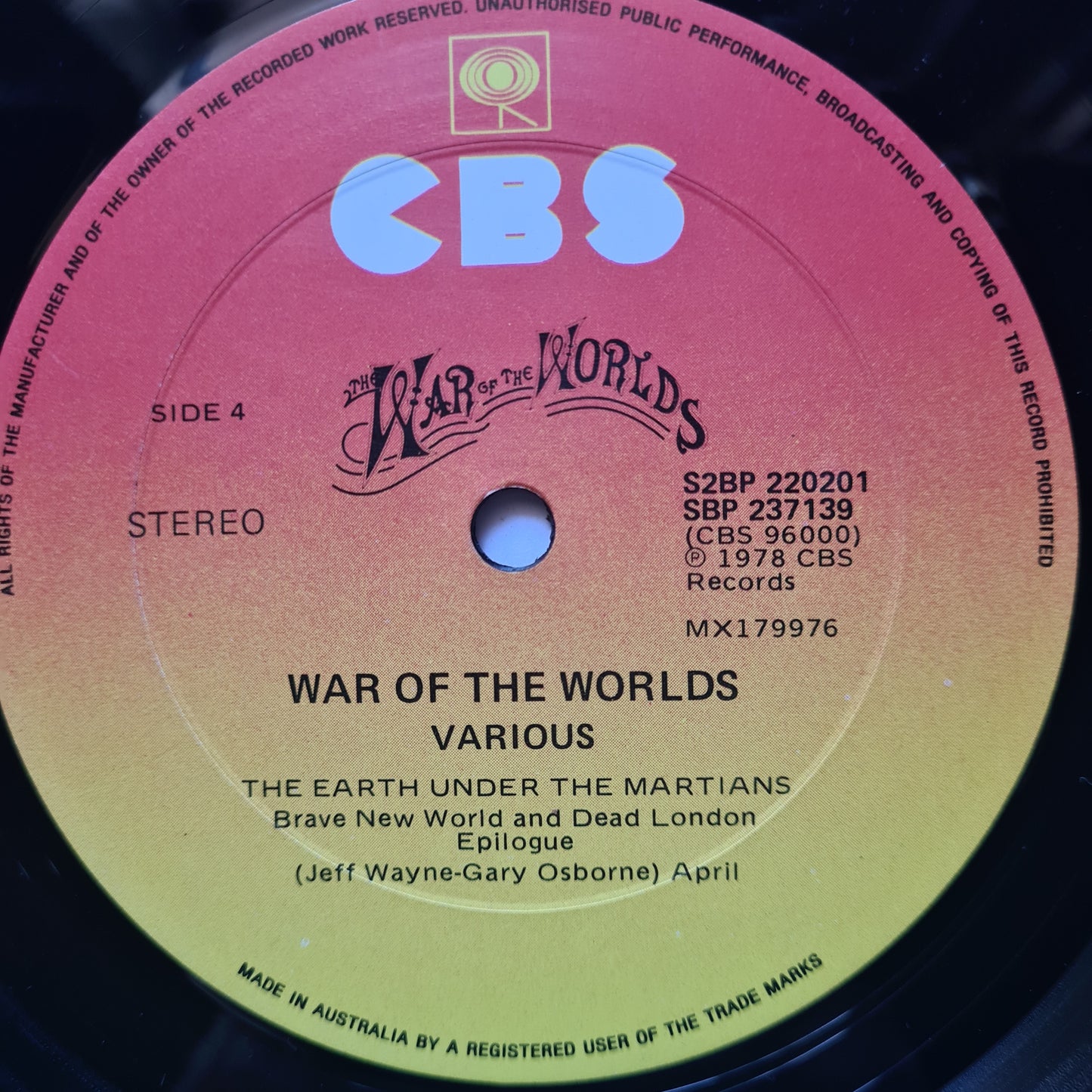 War Of The Worlds – Jeff Wayne's Musical Version Of The War Of The Worlds - 1978 (Gatefold 2LP) - Vinyl Record