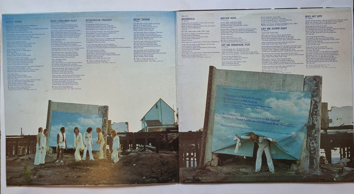 Three Dog Night – Cyan - 1973 (Near Mint) - Vinyl Record LP Gatefold)