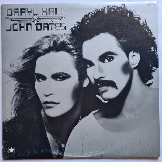Daryl Hall & John Oates – Daryl Hall & John Oates  - 1975 (Canadian Pressing) - Vinyl Record LP