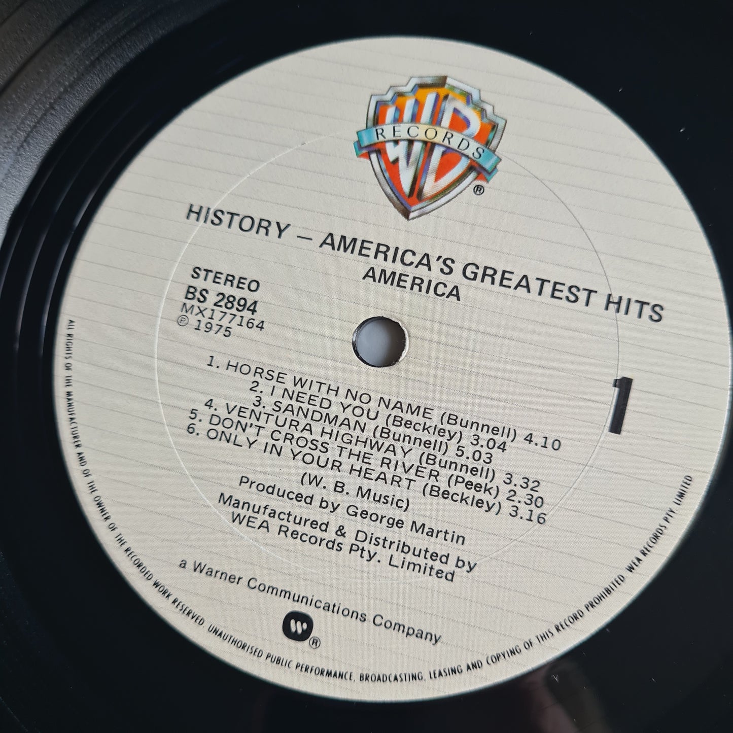 America – History: America's Greatest Hits - 1975 - Vinyl Record LP