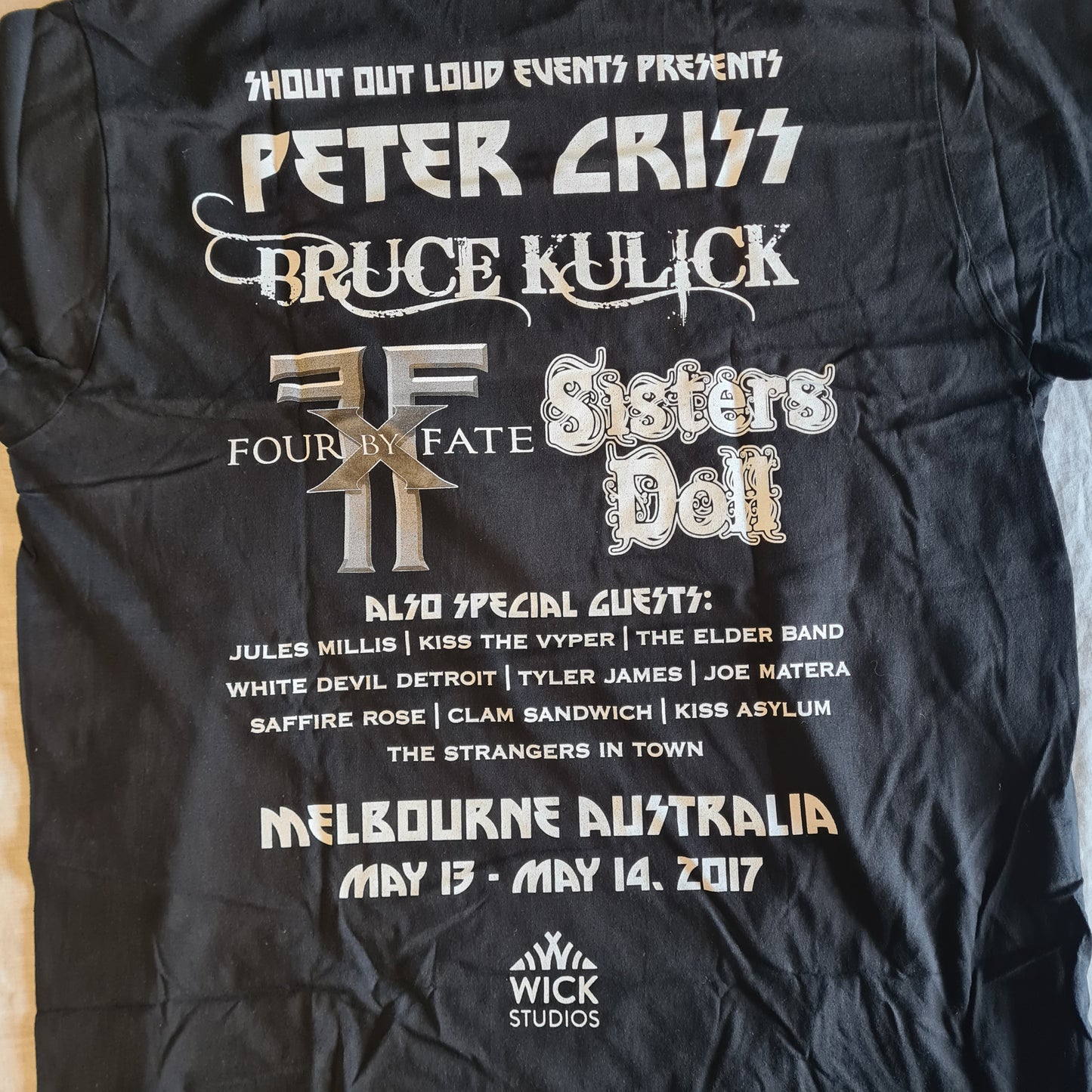 KISS | KISS Konvention Melbourne Australia 2017: Peter Criss, Bruce Kulick, Sisters Doll, etc | Size Large T-Shirt