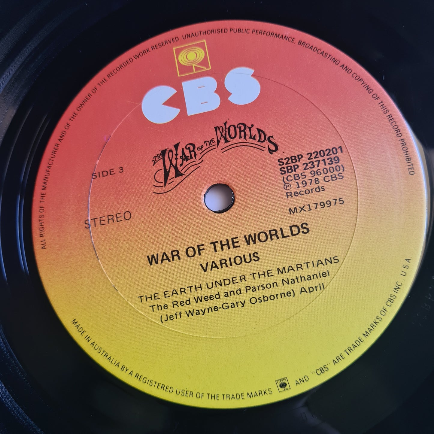 War Of The Worlds – Jeff Wayne's Musical Version Of The War Of The Worlds - 1978 (Gatefold 2LP) - Vinyl Record (near mint)