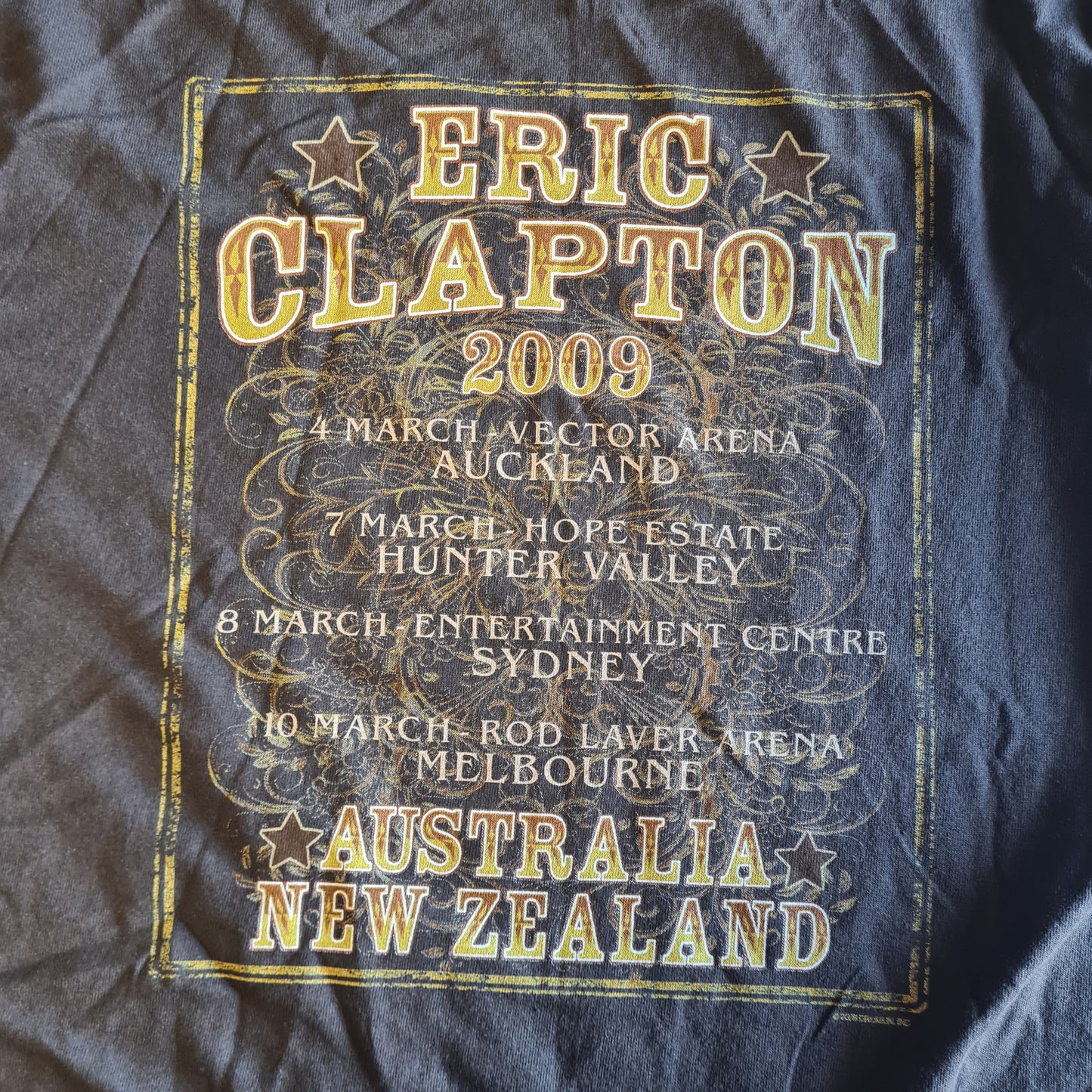 Eric Clapton | Australian & New Zealand Tour 2009 Tour | Size Small T-Shirt