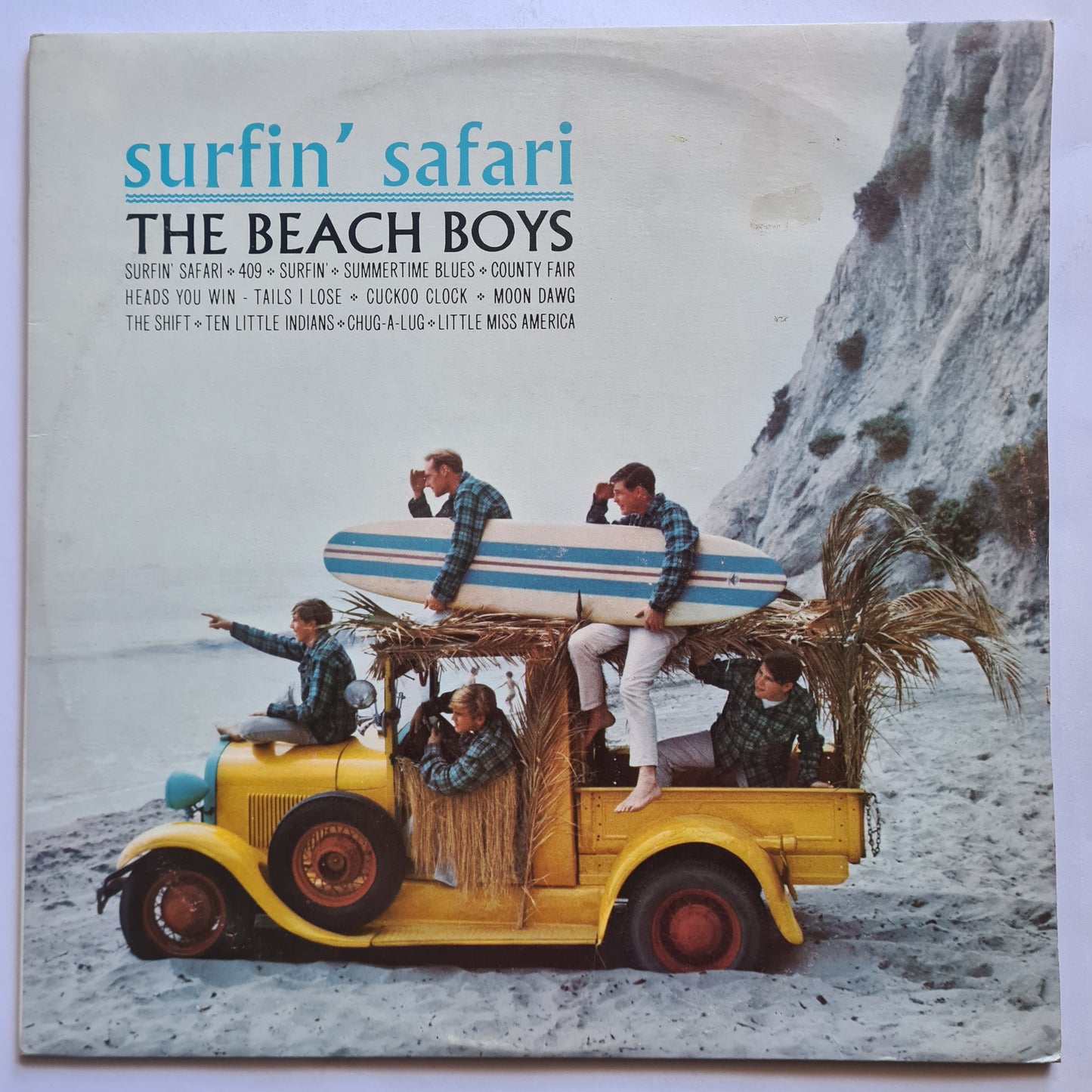 The Beach Boys – Surfin' Safari / Surfin' USA - 1962/63 (1976 Australian Pressing) - Vinyl Record 2LP